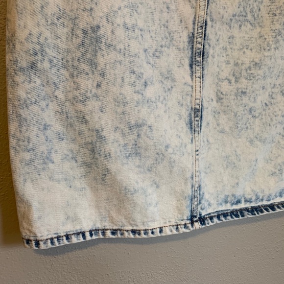 Wild Fable Light Blue Acid Wash Denim Skirt Knee Length Front Split Pockets NWOT - Picture 9 of 12